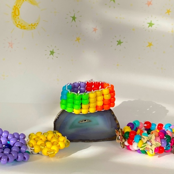 Multilayer rainbow, star button,and star friendship bracelets!! - Picture 1 of 4